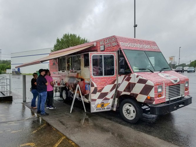 Music City Brisket food truck shows up at Cavalry